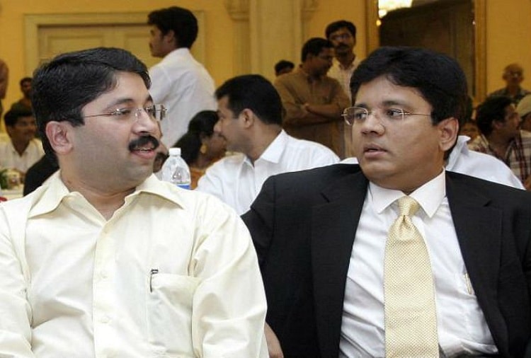 Court discharges Maran brothers, others in Aircel-Maxis cases