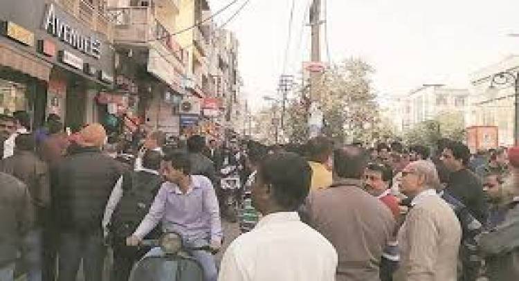 Bid to save traders from sealing: Delhi Government submits in SC list of 351 roads for mixed land usage