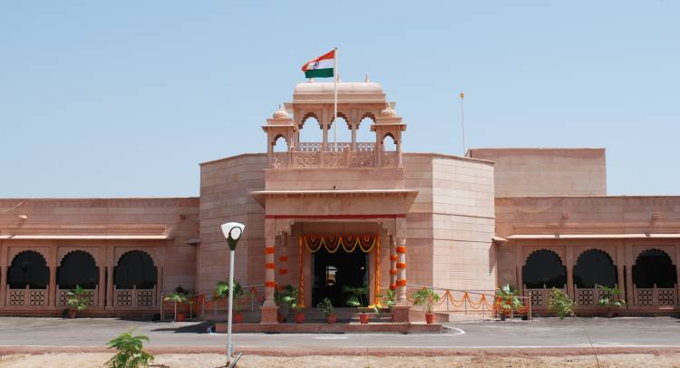 Just Handing Over The Cheque To The Complainant Does Not Make The Person Liable Under NI Act: Rajasthan HC [Read Order]