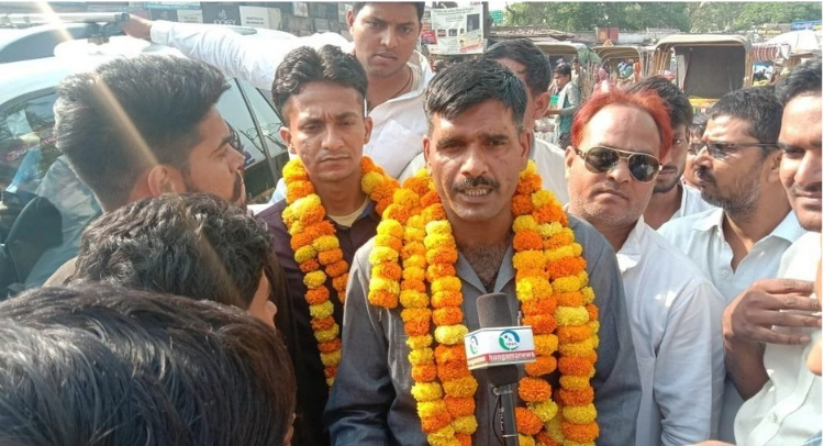 ECI'S ORDER REJECTING TEJ BAHADUR YADAV'S CANDIDATURE FOR ELECTIONS CHALLENGED IN SUPREME COURT