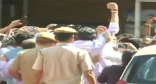 Karti Chidambram fails to get relief from SC