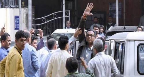 Karti gets relief from HC, however continues in CBI custody