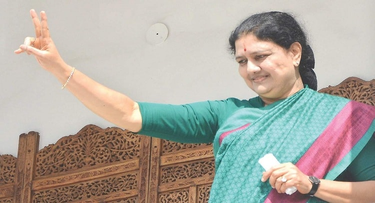 SC declines urgent hearing on PIL against Sasikala