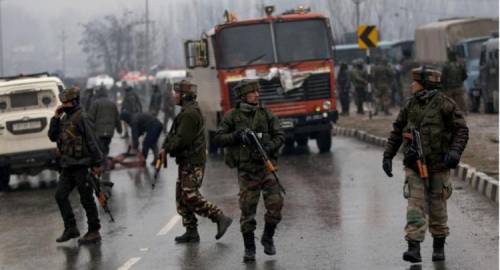 Sr. Advocate Yatin Oza Offered to carry Expenses of Girl Child of One CRPF Martyr: Pulwama