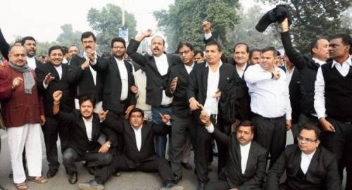 Advocates Boycott Chief Justice And Collegium Judges of Orissa High Court Alleging 'Illegal Recommendations'